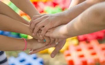 Internet vous guide dans la création de votre association