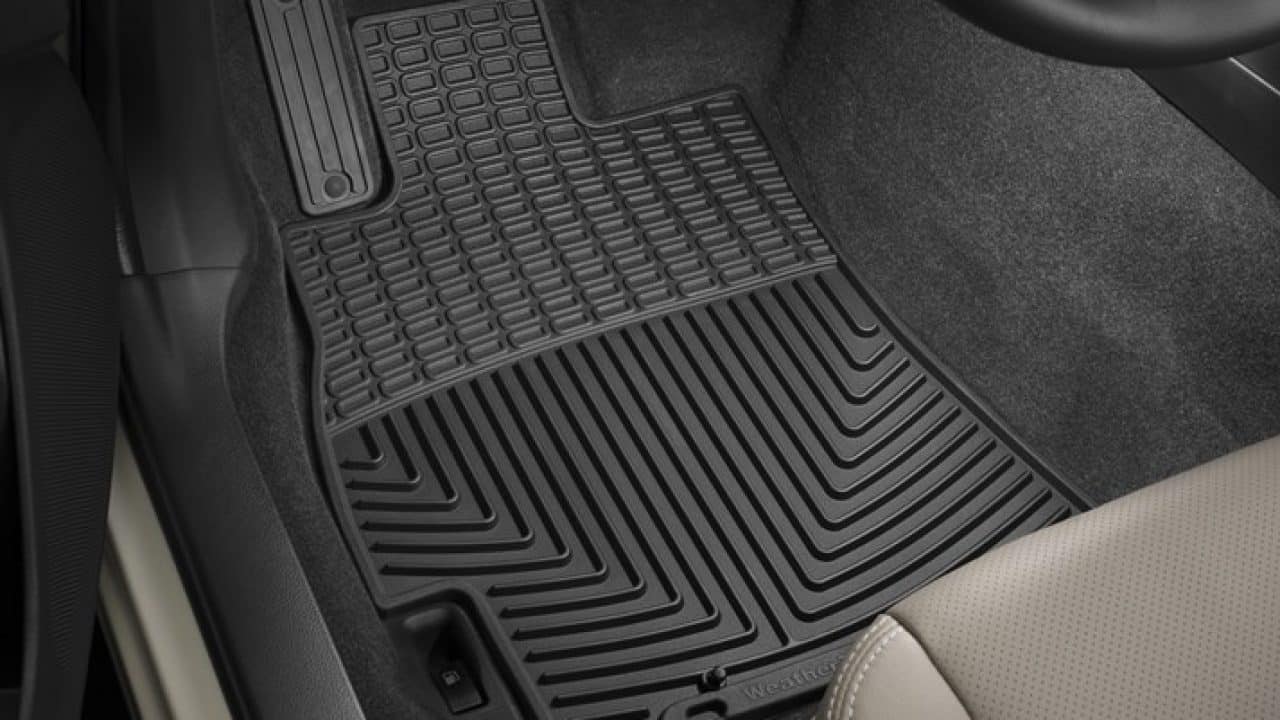 Comment bien choisir son tapis de voiture