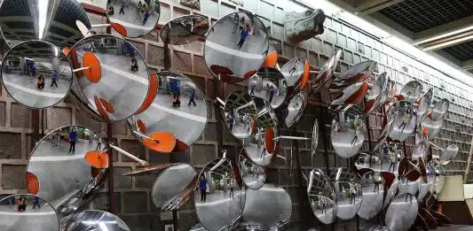 Quels types de miroirs de sécurité sont utilisés dans les entreprises ?