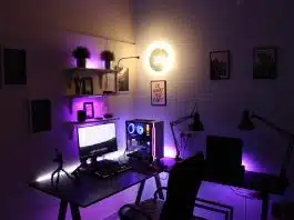black laptop computer on table