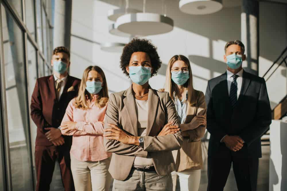 Comment la pandémie a changé le monde des affaires : témoignages et perspectives