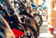 Le guide des équipements indispensables pour rouler en moto sportive