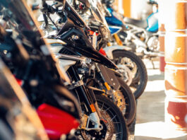 Le guide des équipements indispensables pour rouler en moto sportive
