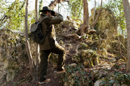 Traque ou battue : quelle tenue et quelle veste choisir pour une chasse efficace ?